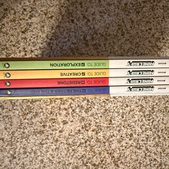 Minecraft: Guide Collection 4-Book Boxed Set - Picture 3 of 8